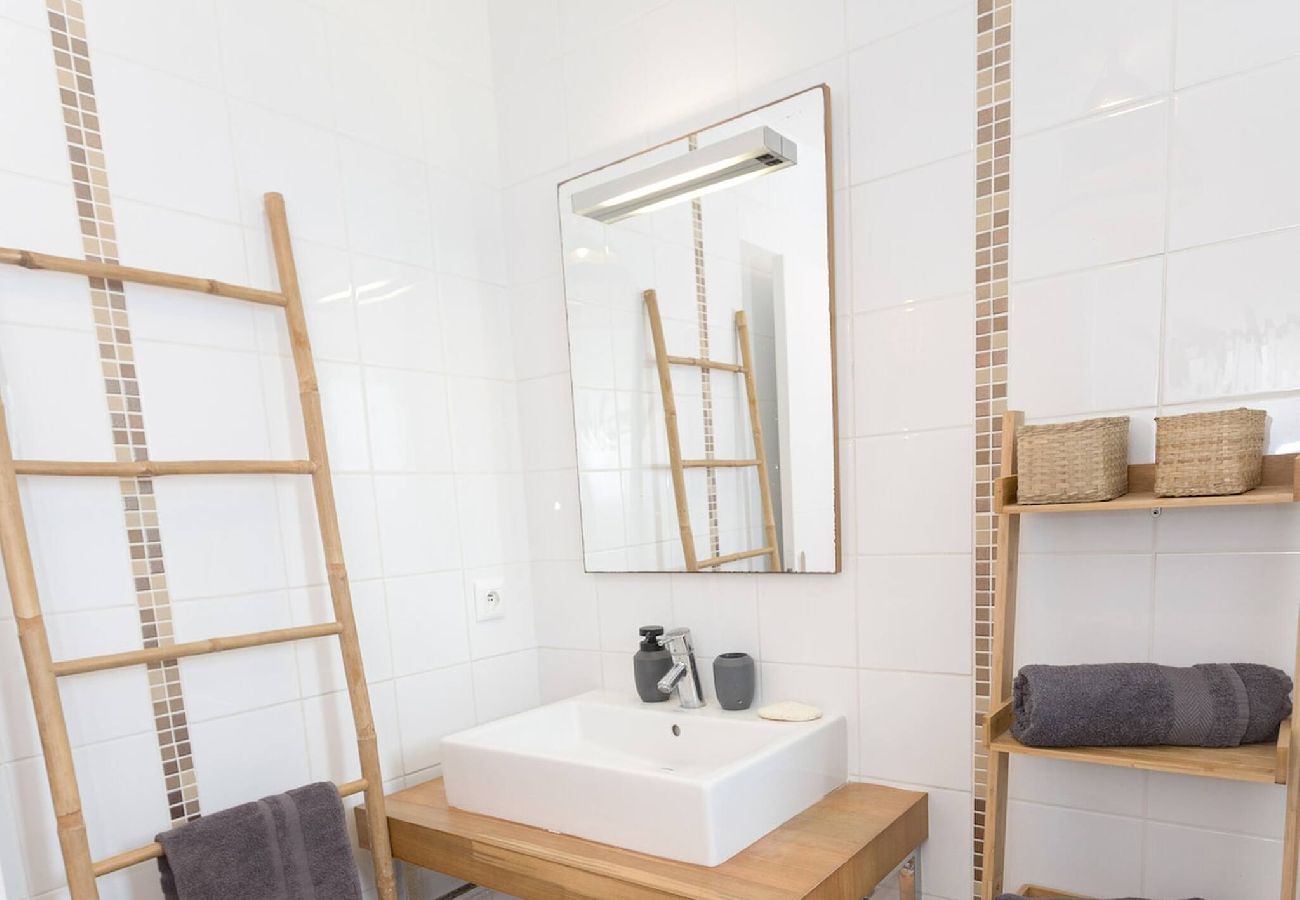 Apartment in Les Trois-Ilets - 567884 - Beau T3 Goyave - Chacha, 3ilet