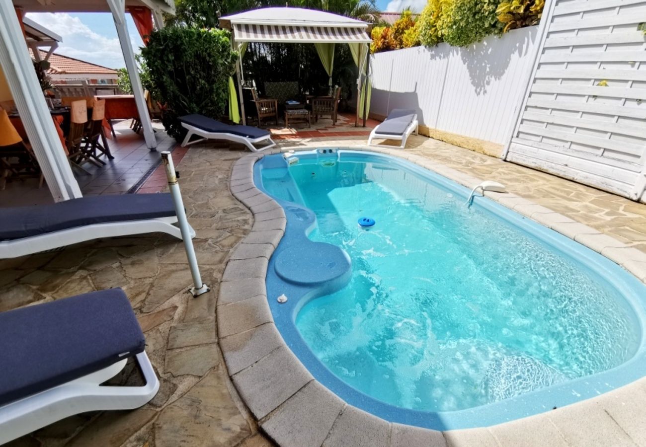 Villa in Sainte-Anne - Villa à Sainte Anne en Martinique - Ref : M045