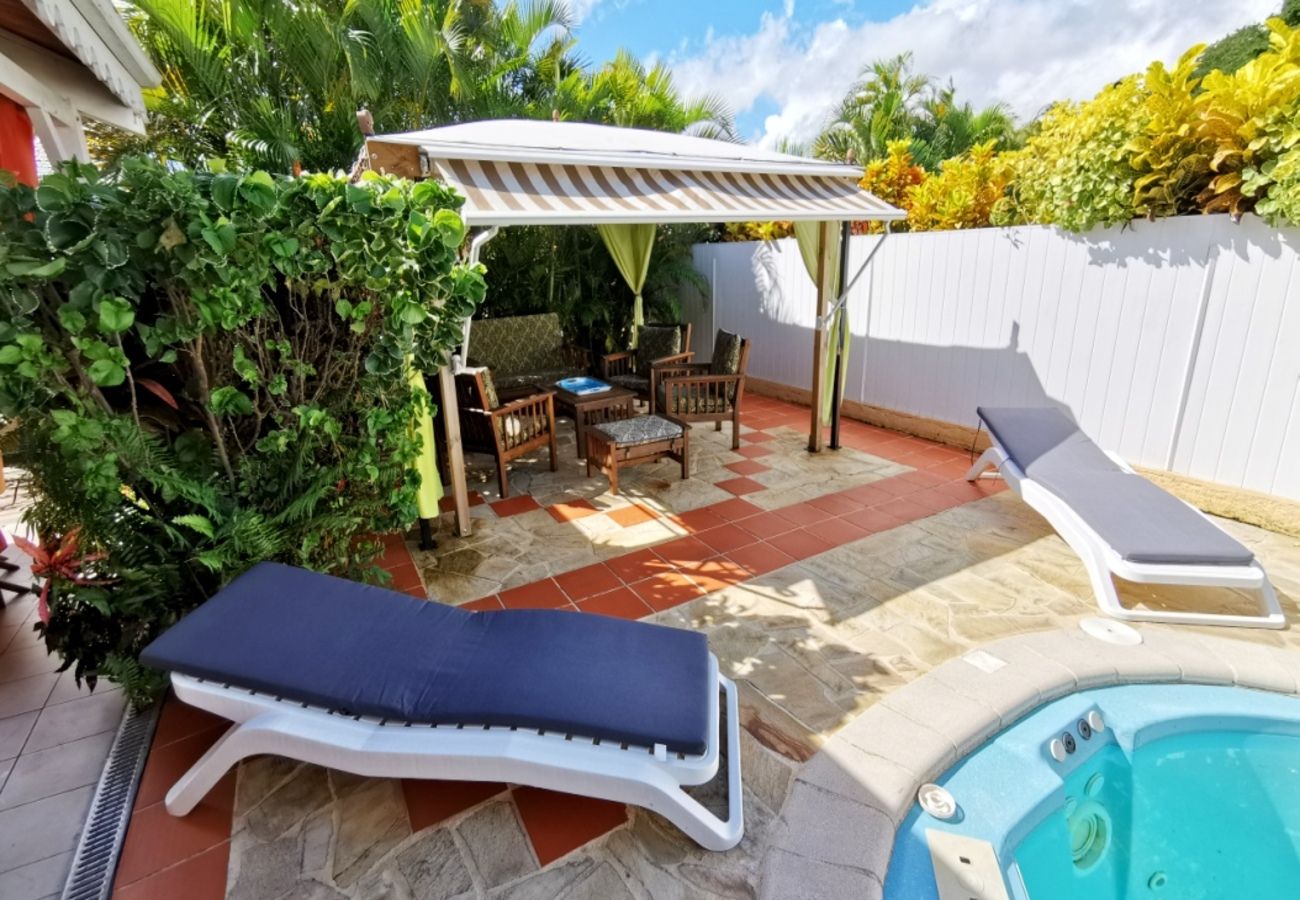 Villa in Sainte-Anne - Villa à Sainte Anne en Martinique - Ref : M045
