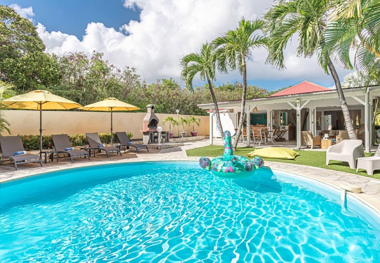 Villa in Saint-François - Villa à Saint François G070 2 ch piscine 6 pers