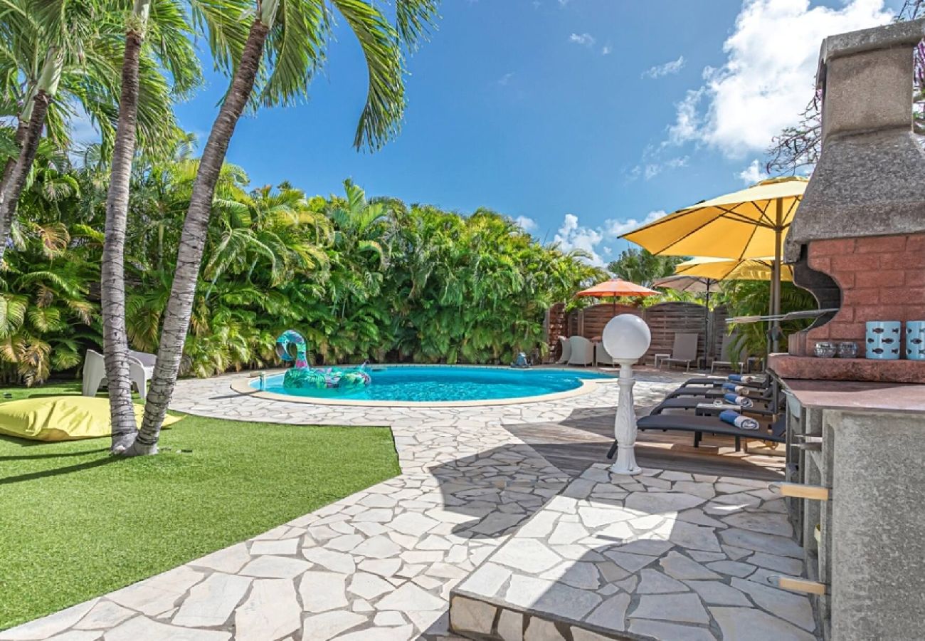 Villa in Saint-François - Villa à Saint François G070 2 ch piscine 6 pers