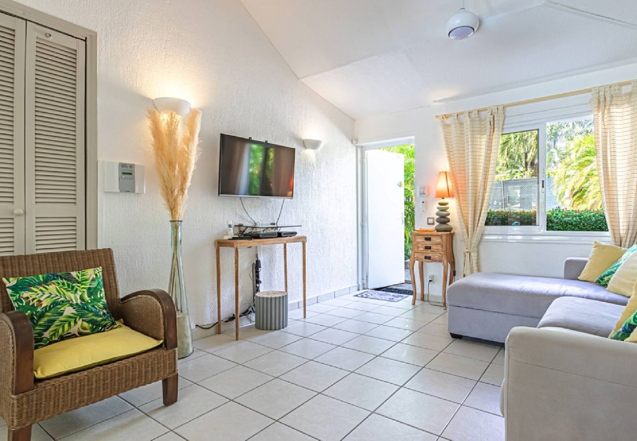 Villa in Saint-François - Villa à Saint François G070 2 ch piscine 6 pers