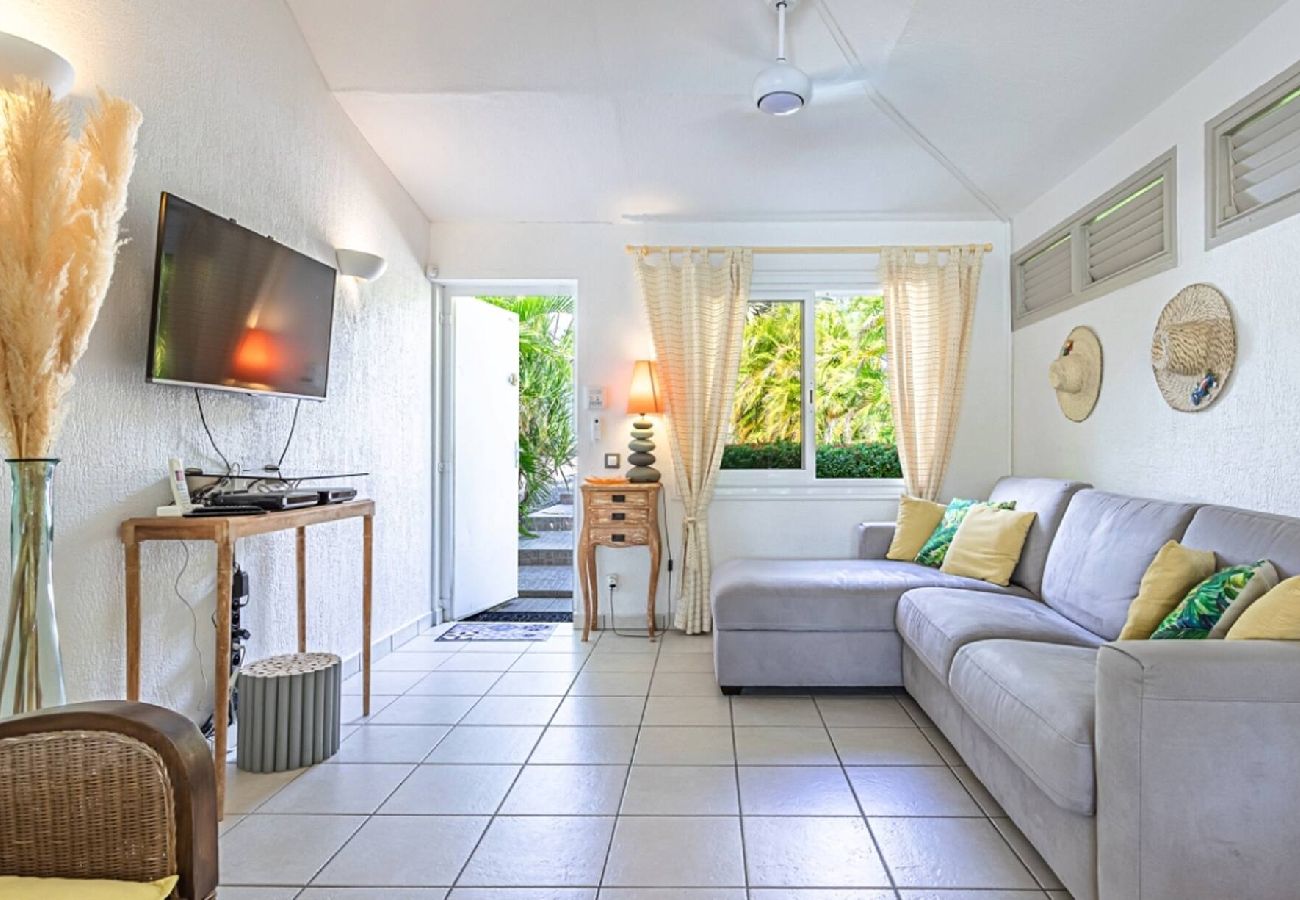 Villa in Saint-François - Villa à Saint François G070 2 ch piscine 6 pers