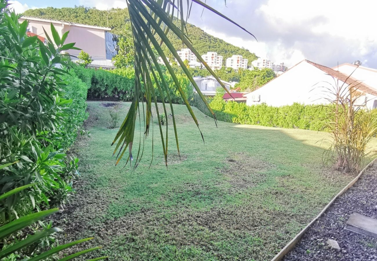 Villa in Sainte-Luce - Villa à Sainte Luce en Martinique - Ref : M063