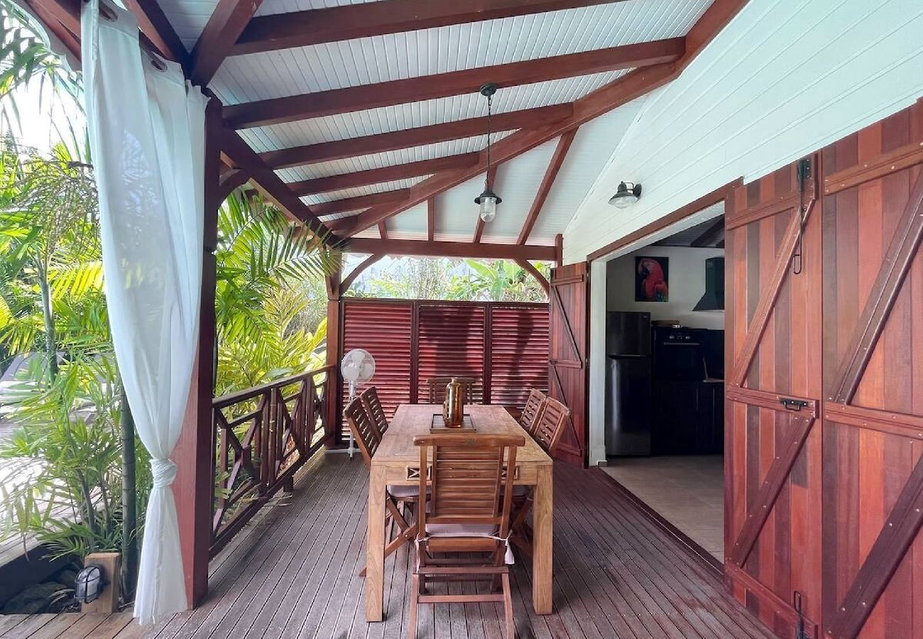Villa in Bouillante - Villa à Bouillante G072A piscine 2ch 4 pers
