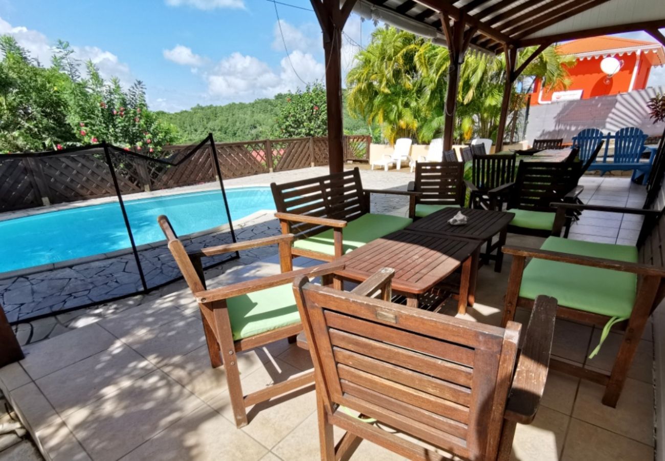 Villa in Sainte-Luce - Villa à Sainte Luce en Martinique - Ref : M073