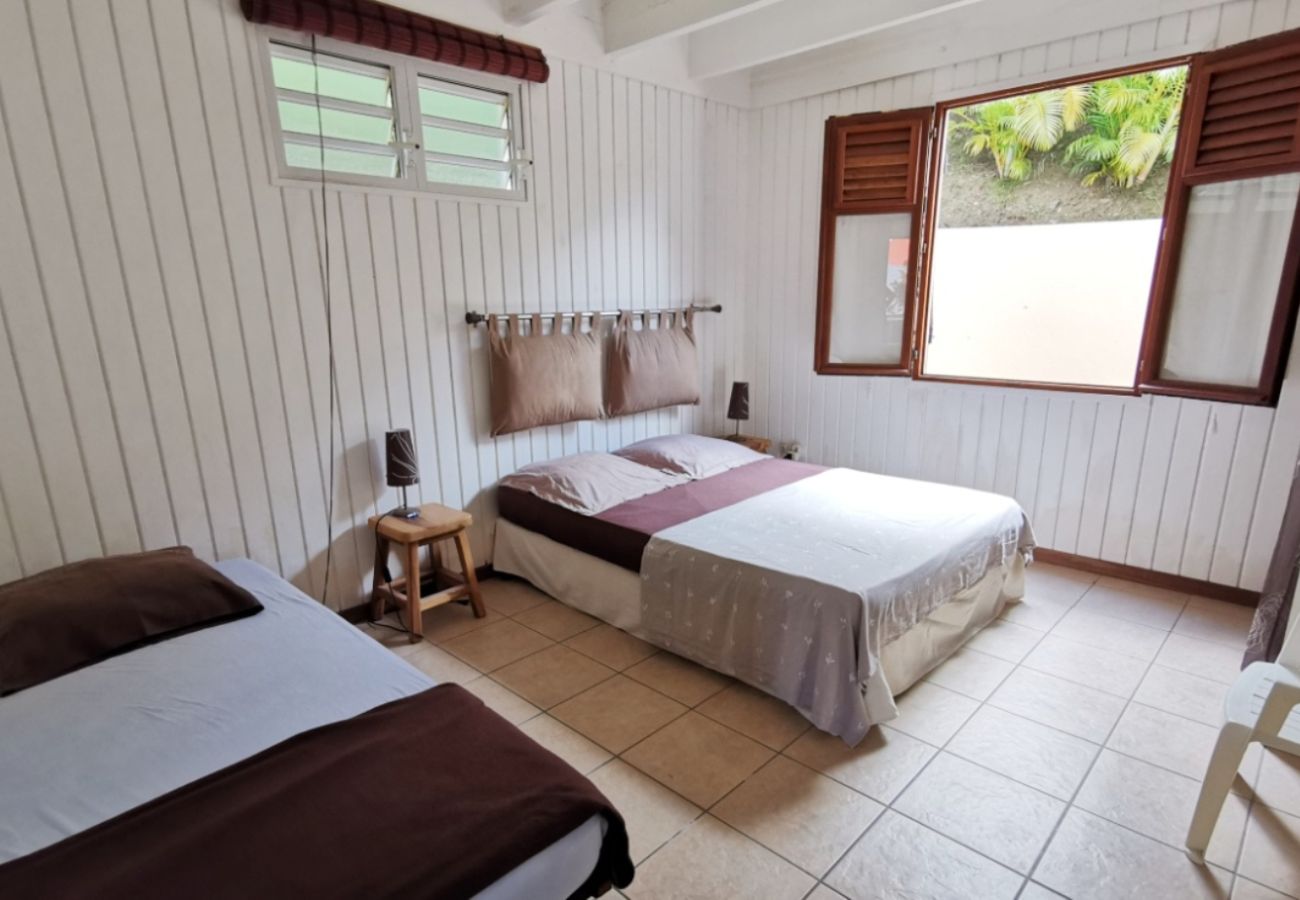 Villa in Sainte-Luce - Villa à Sainte Luce en Martinique - Ref : M073