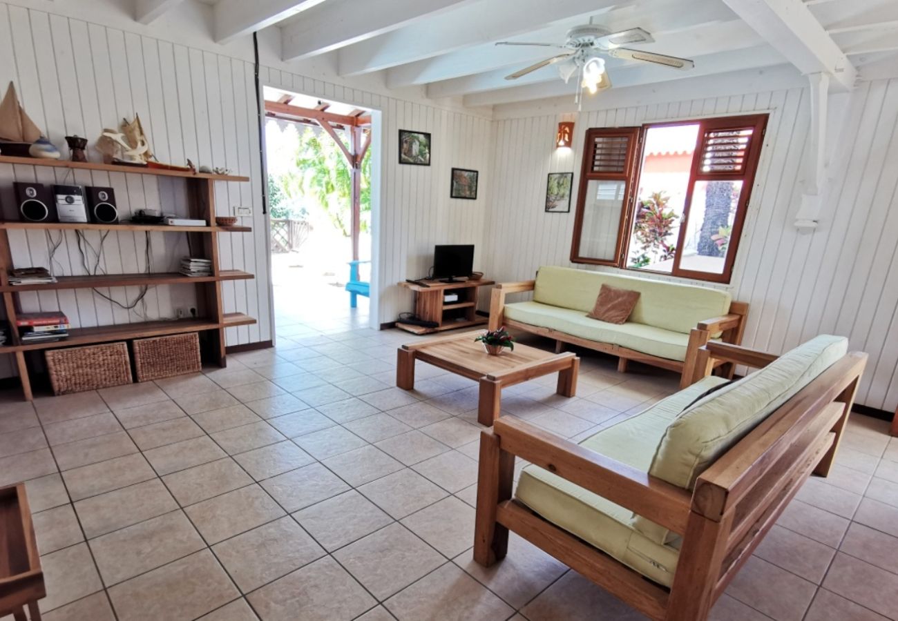 Villa in Sainte-Luce - Villa à Sainte Luce en Martinique - Ref : M073