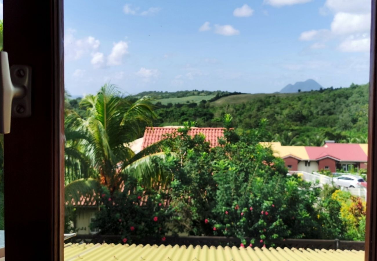 Villa in Sainte-Luce - Villa à Sainte Luce en Martinique - Ref : M073