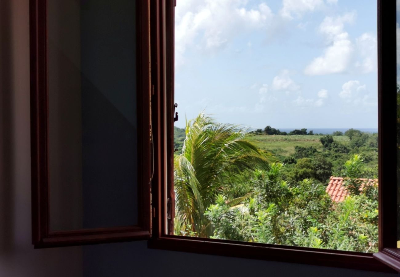 Villa in Sainte-Luce - Villa à Sainte Luce en Martinique - Ref : M073