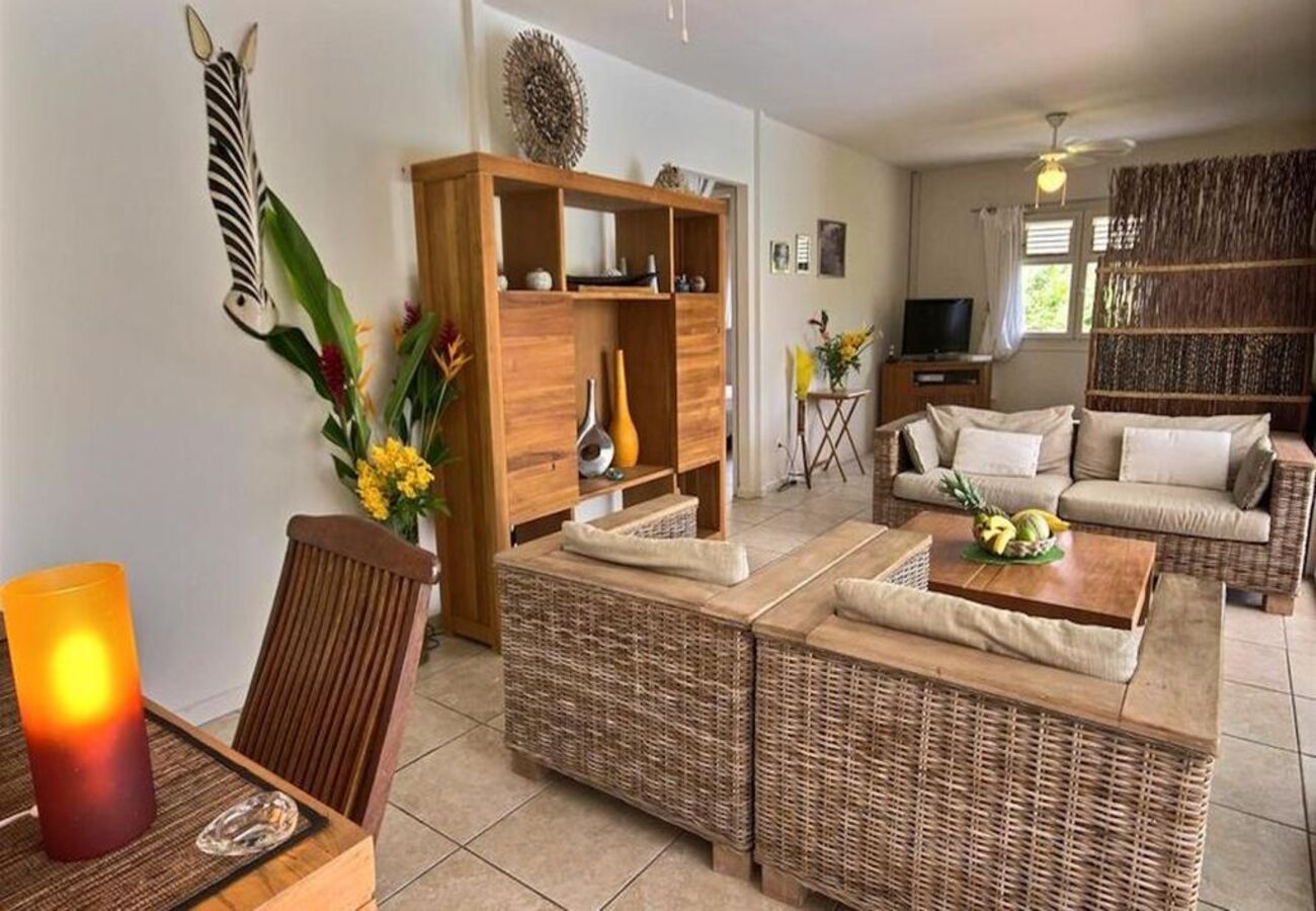 Villa in Sainte-Anne - Villa à Sainte Anne en Martinique - Ref : M082