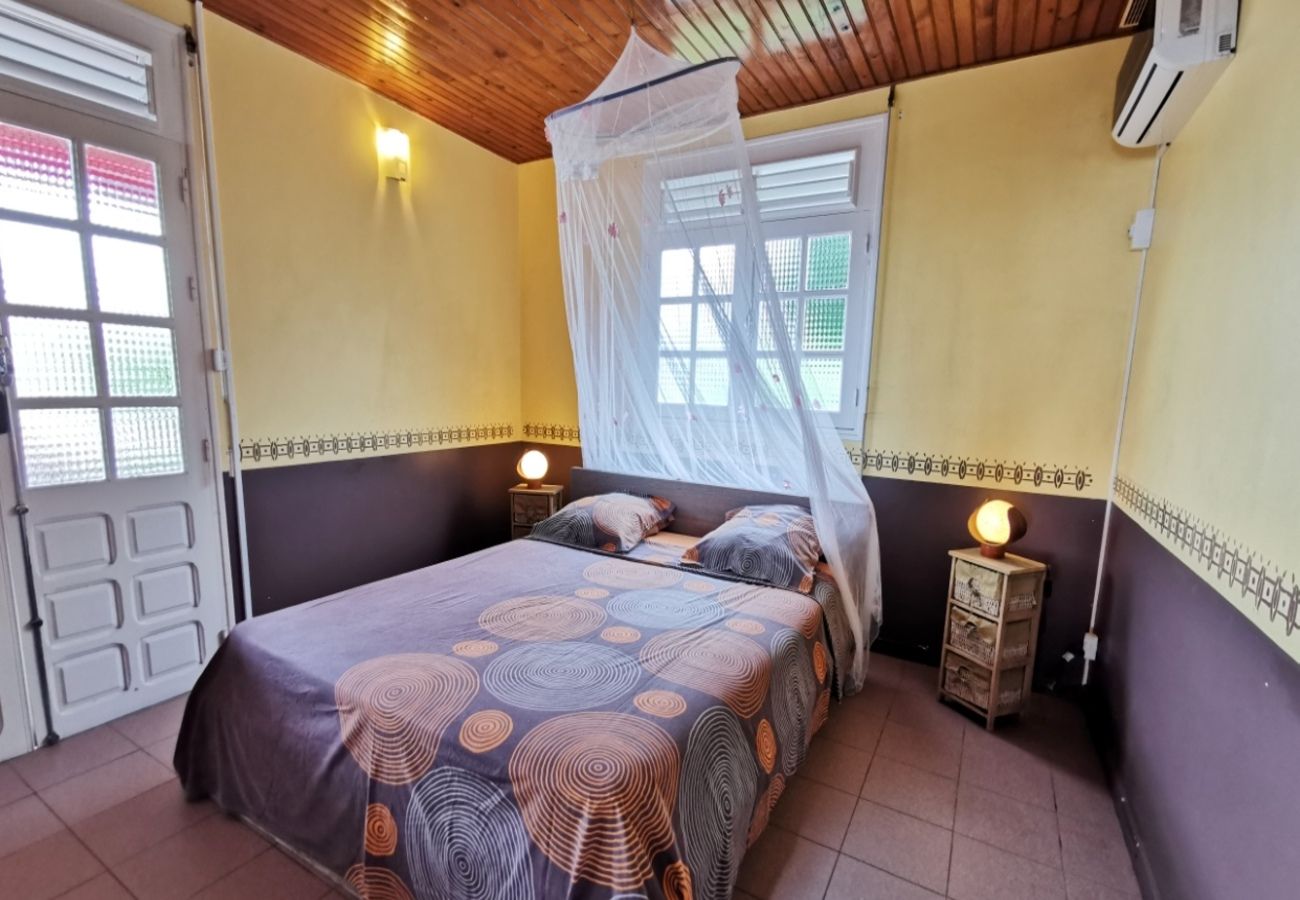 Villa in Sainte-Luce - Villa à Sainte Luce en Martinique - Ref : M097