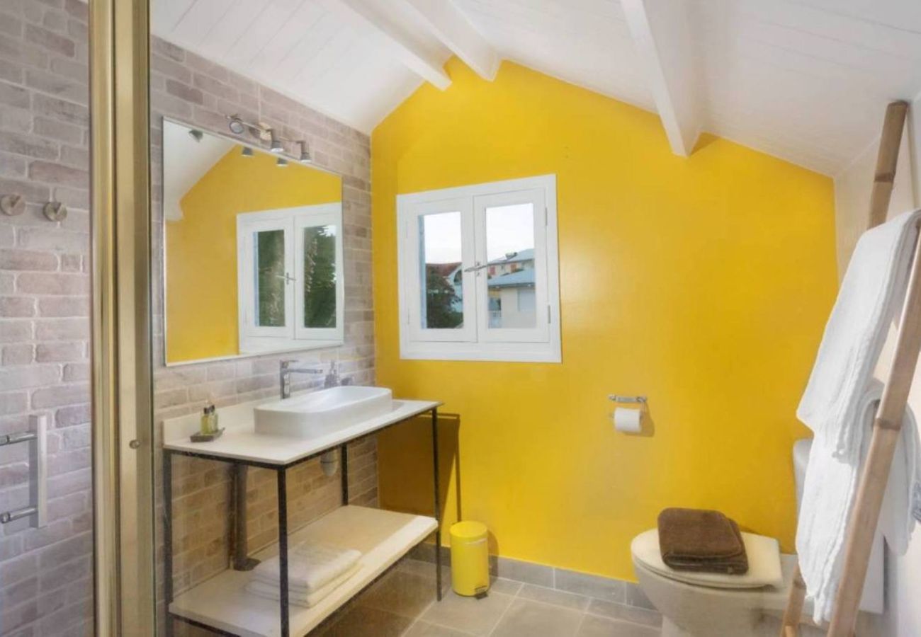 Villa in Sainte-Anne - Villa à Sainte Anne en Martinique - Ref : M135B