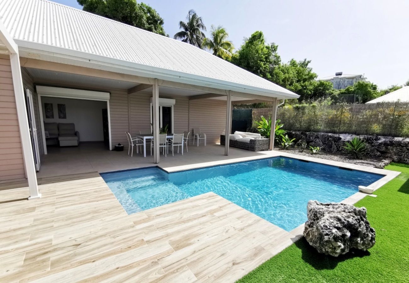 Villa in Sainte-Anne - Villa à Sainte Anne en Guadeloupe - Ref : G095