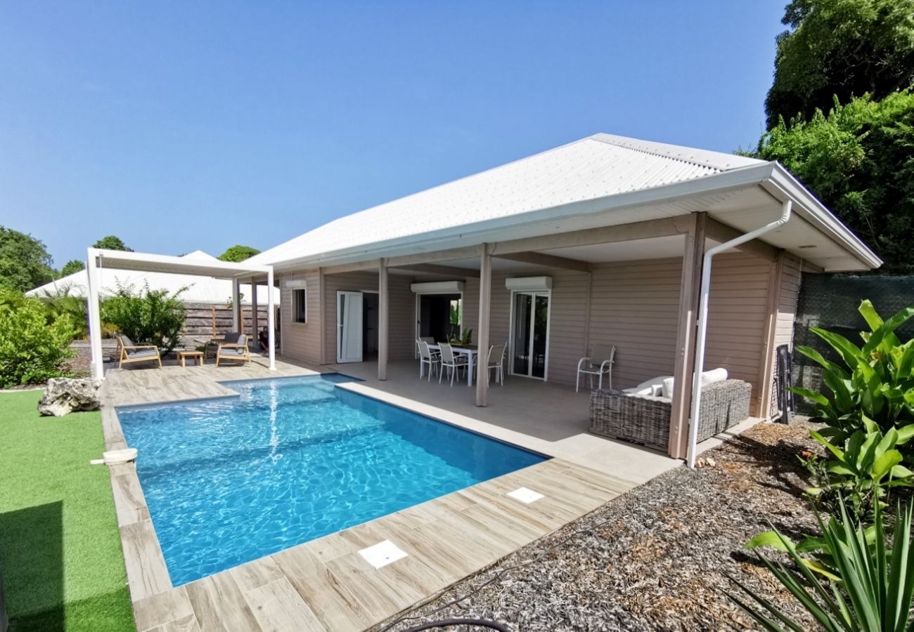 Villa in Sainte-Anne - Villa à Sainte Anne en Guadeloupe - Ref : G095
