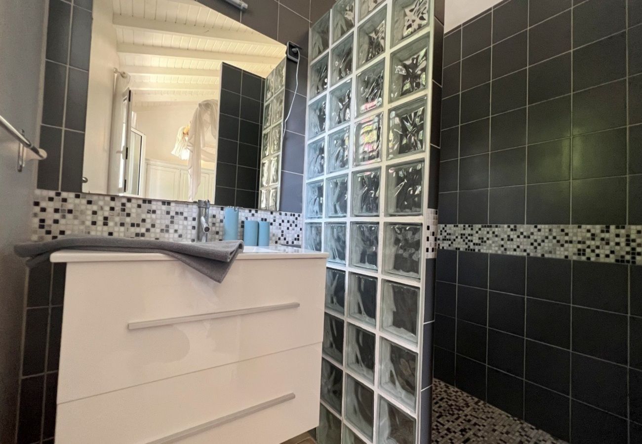 Villa in Le Gosier - Villa au Gosier en Guadeloupe - Ref : G110