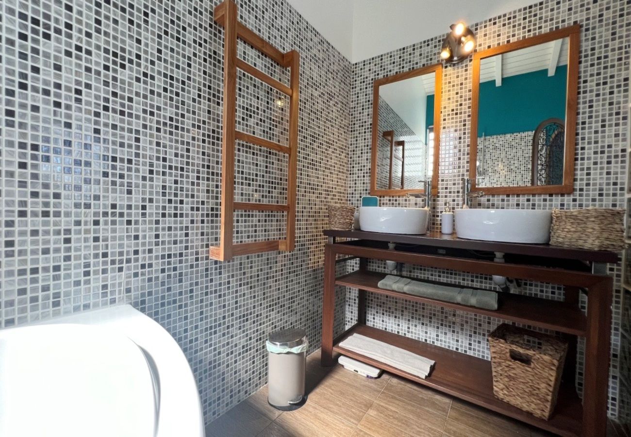 Villa in Le Gosier - Villa au Gosier en Guadeloupe - Ref : G110