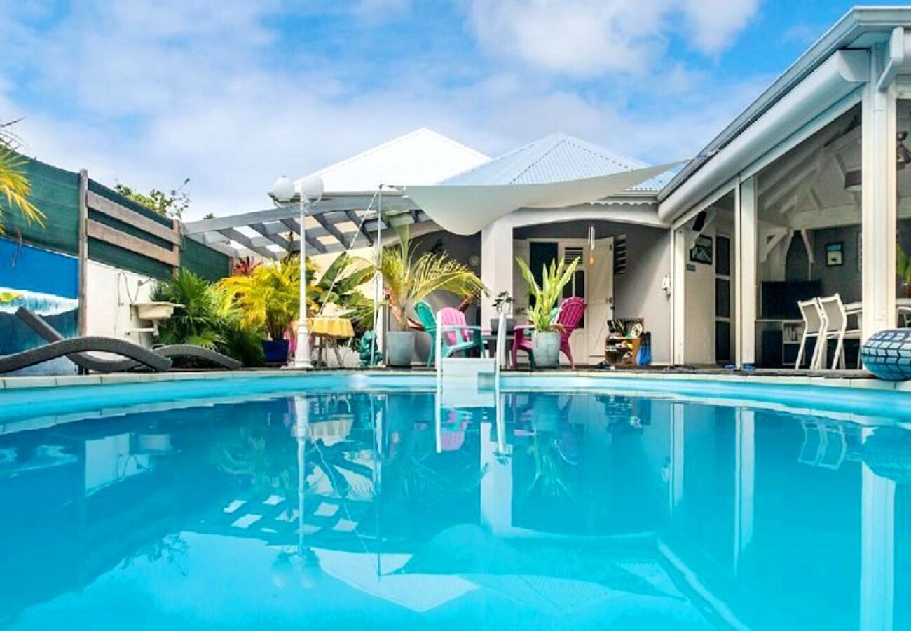 Villa in Sainte-Anne - Villa à Ste Anne en Guadeloupe - Ref : G113