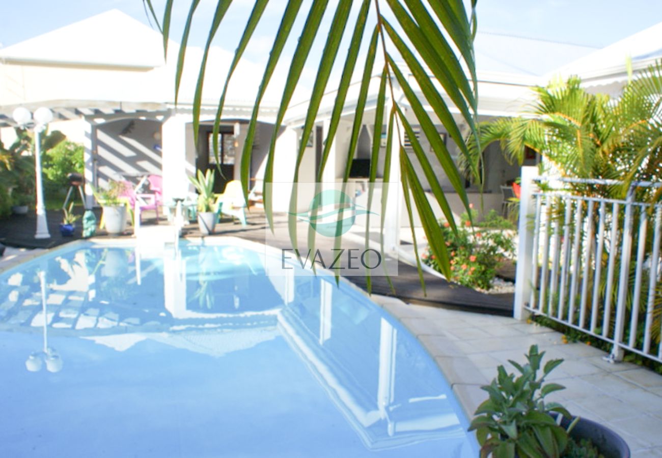 Villa in Sainte-Anne - Villa à Ste Anne en Guadeloupe - Ref : G113