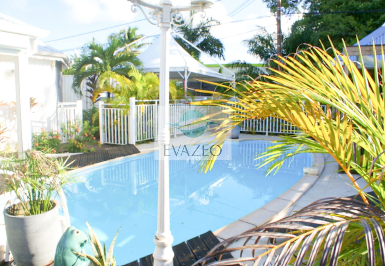 Villa in Sainte-Anne - Villa à Ste Anne en Guadeloupe - Ref : G113