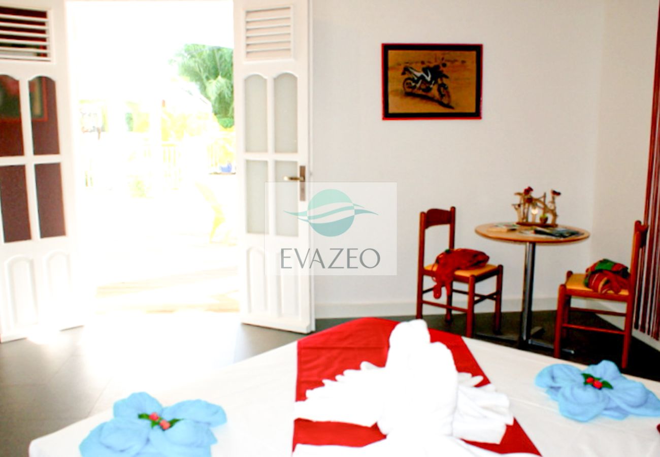 Villa in Sainte-Anne - Villa à Ste Anne en Guadeloupe - Ref : G113
