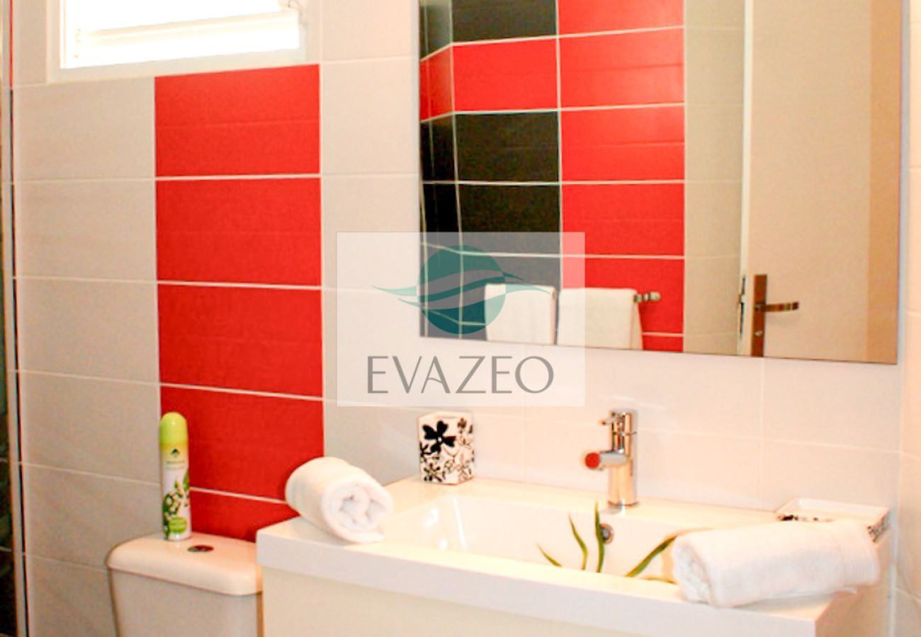 Villa in Sainte-Anne - Villa à Ste Anne en Guadeloupe - Ref : G113