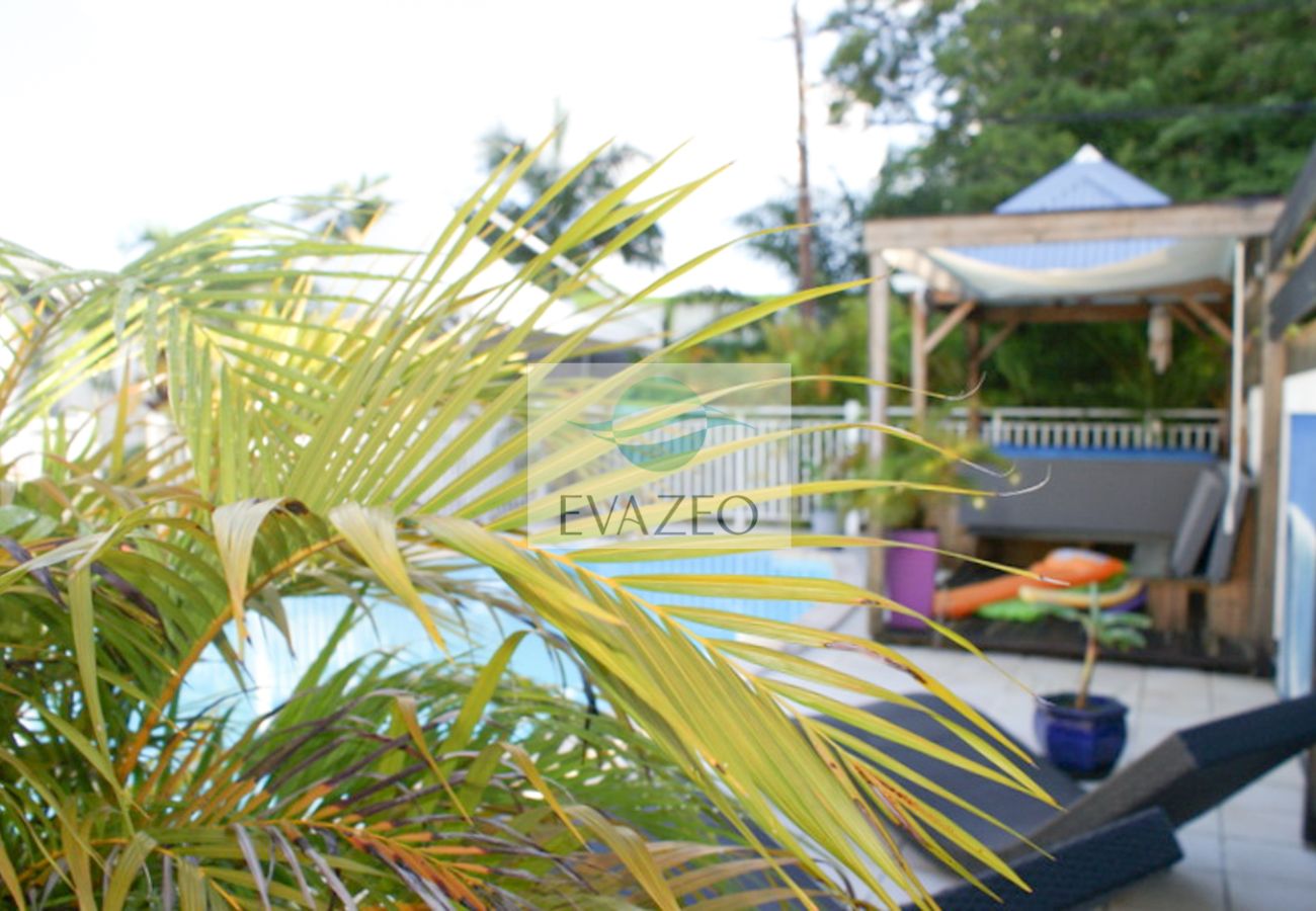 Villa in Sainte-Anne - Villa à Ste Anne en Guadeloupe - Ref : G113