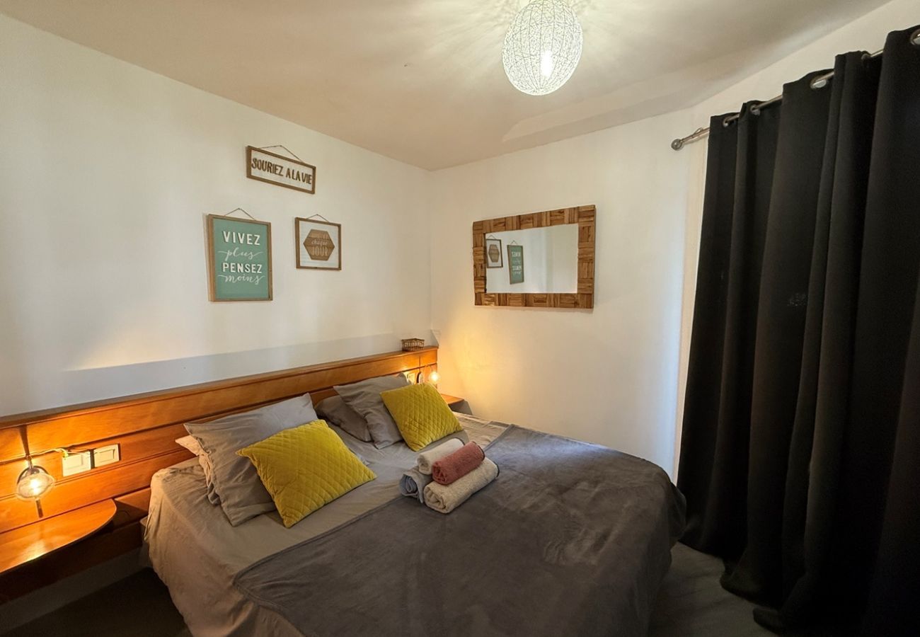 Apartment in Saint-François - Appartement T3 Loft à Saint François Ref GEA003