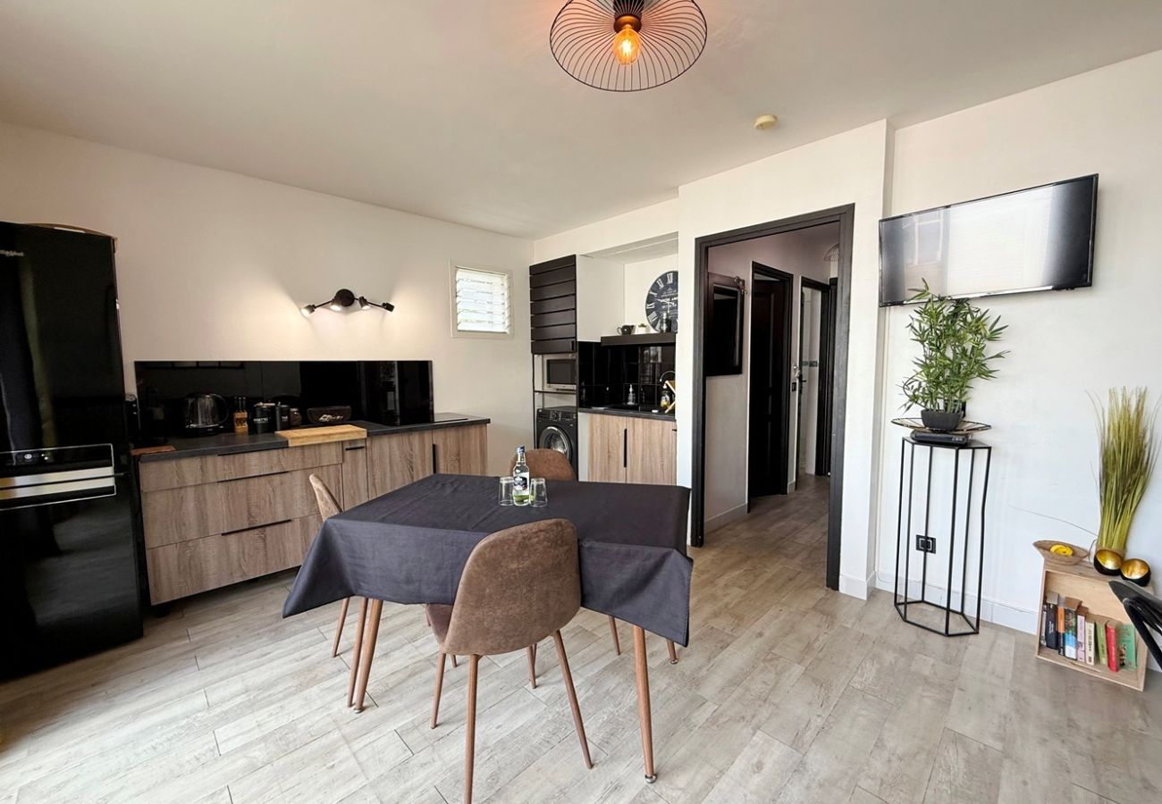 Apartment in Saint-François - Appartement T3 Loft à Saint François Ref GEA003