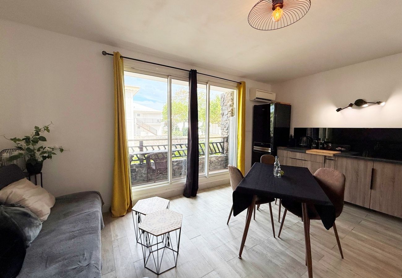 Apartment in Saint-François - Appartement T3 Loft à Saint François Ref GEA003