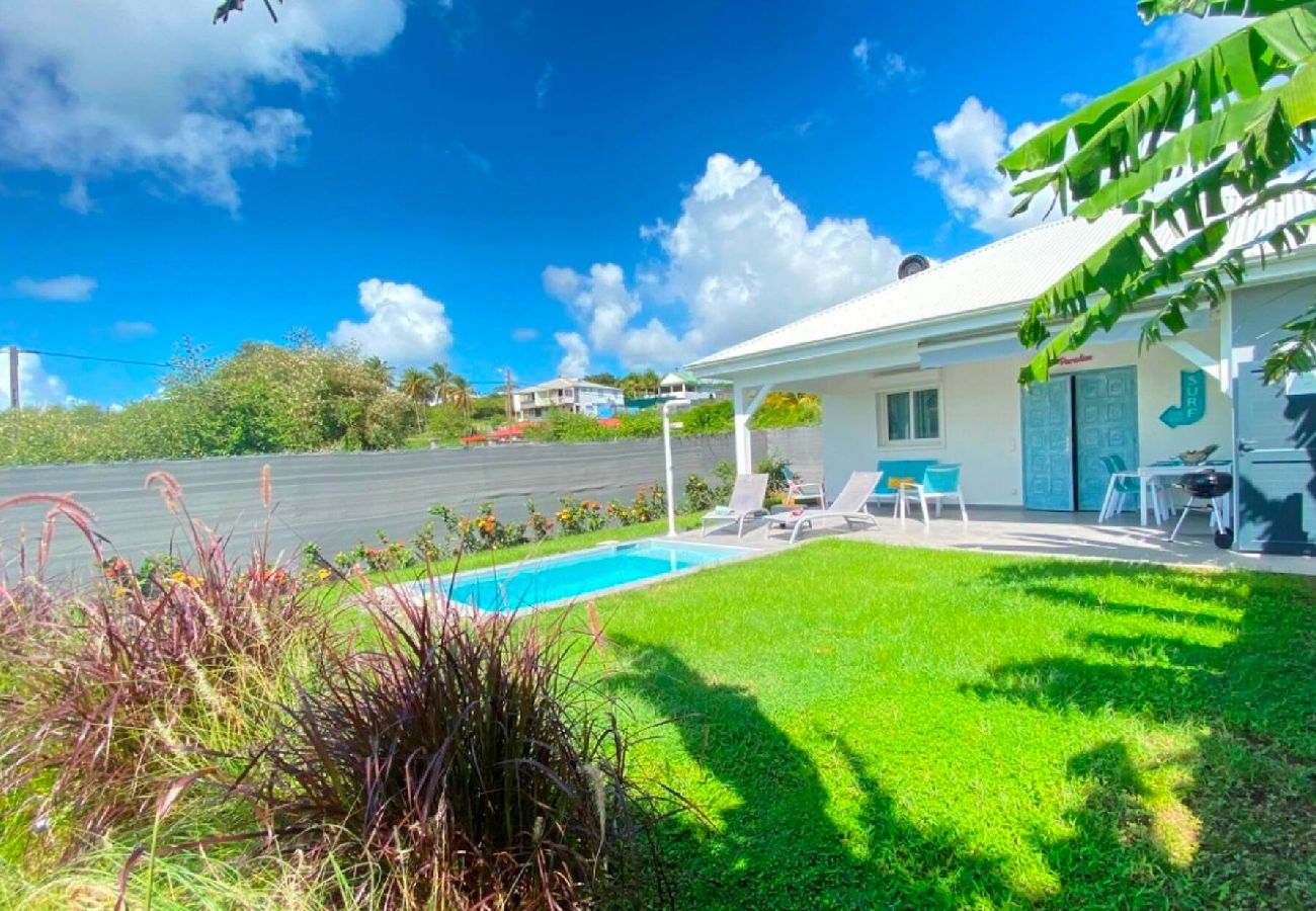 Villa in Le Gosier - Villa Gosier ref G043 2ch 4 pers piscine
