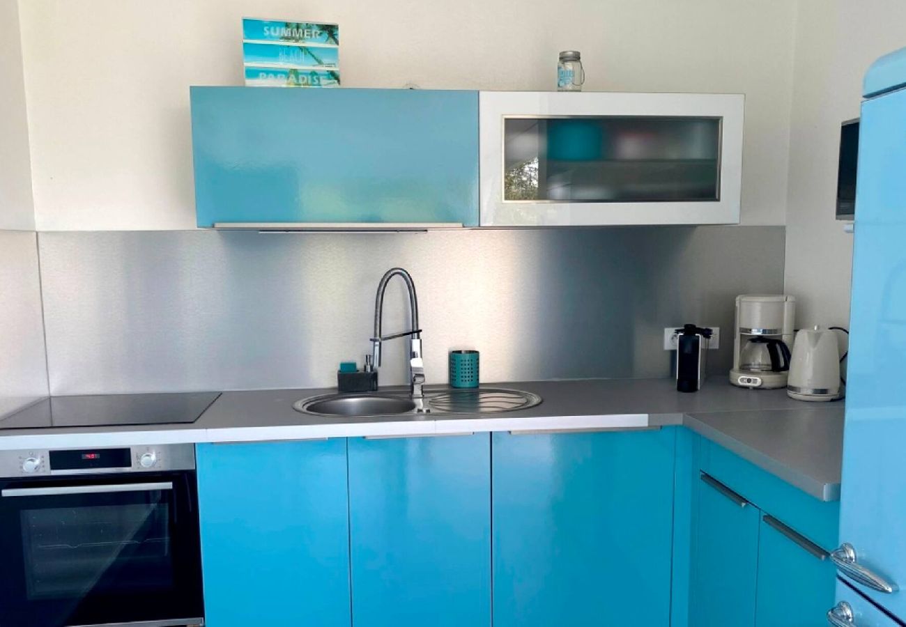Villa in Le Gosier - Villa Gosier ref G043 2ch 4 pers piscine