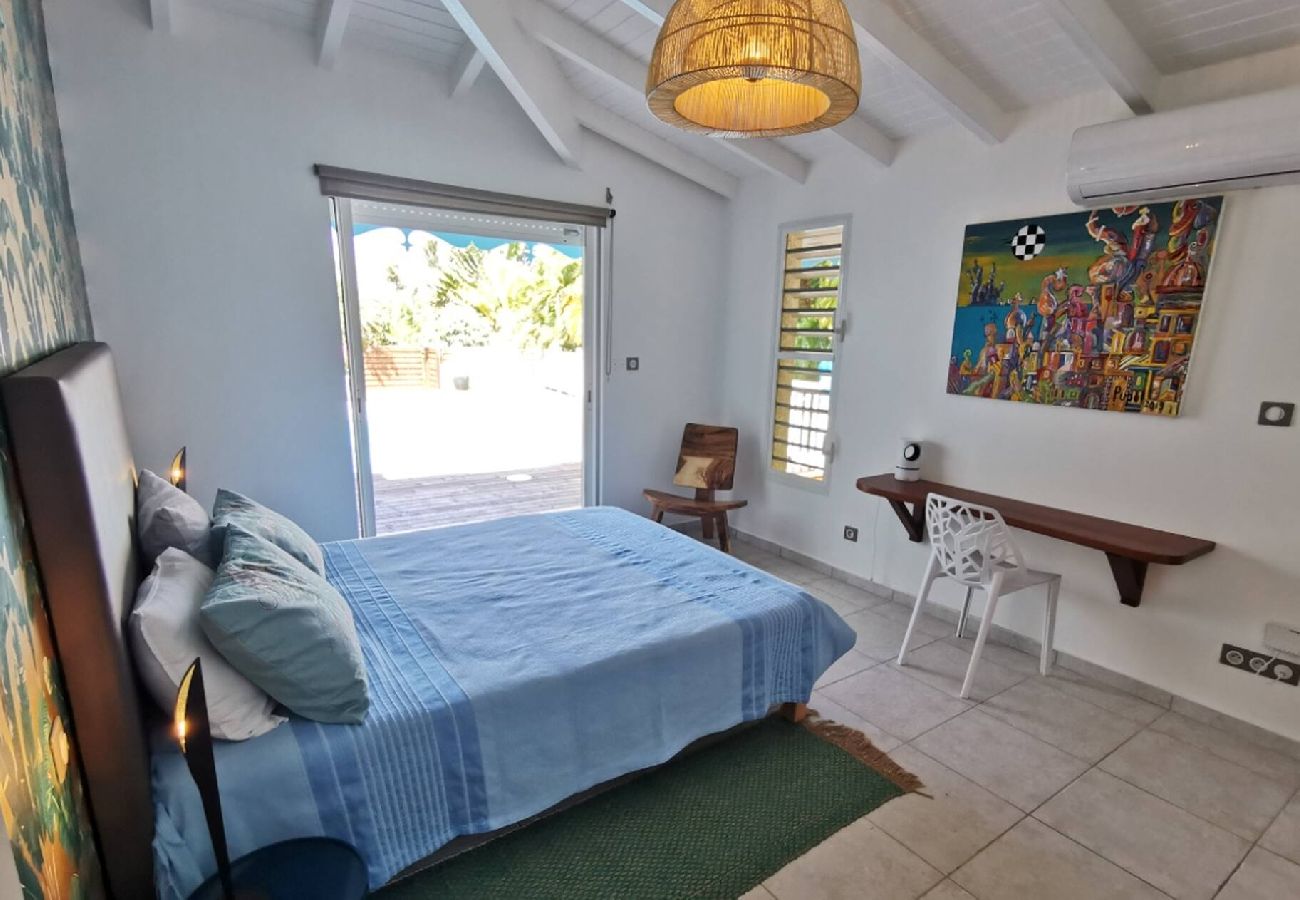 Villa in Saint-François - Villa G157 St François 4 ch piscine 8 pers