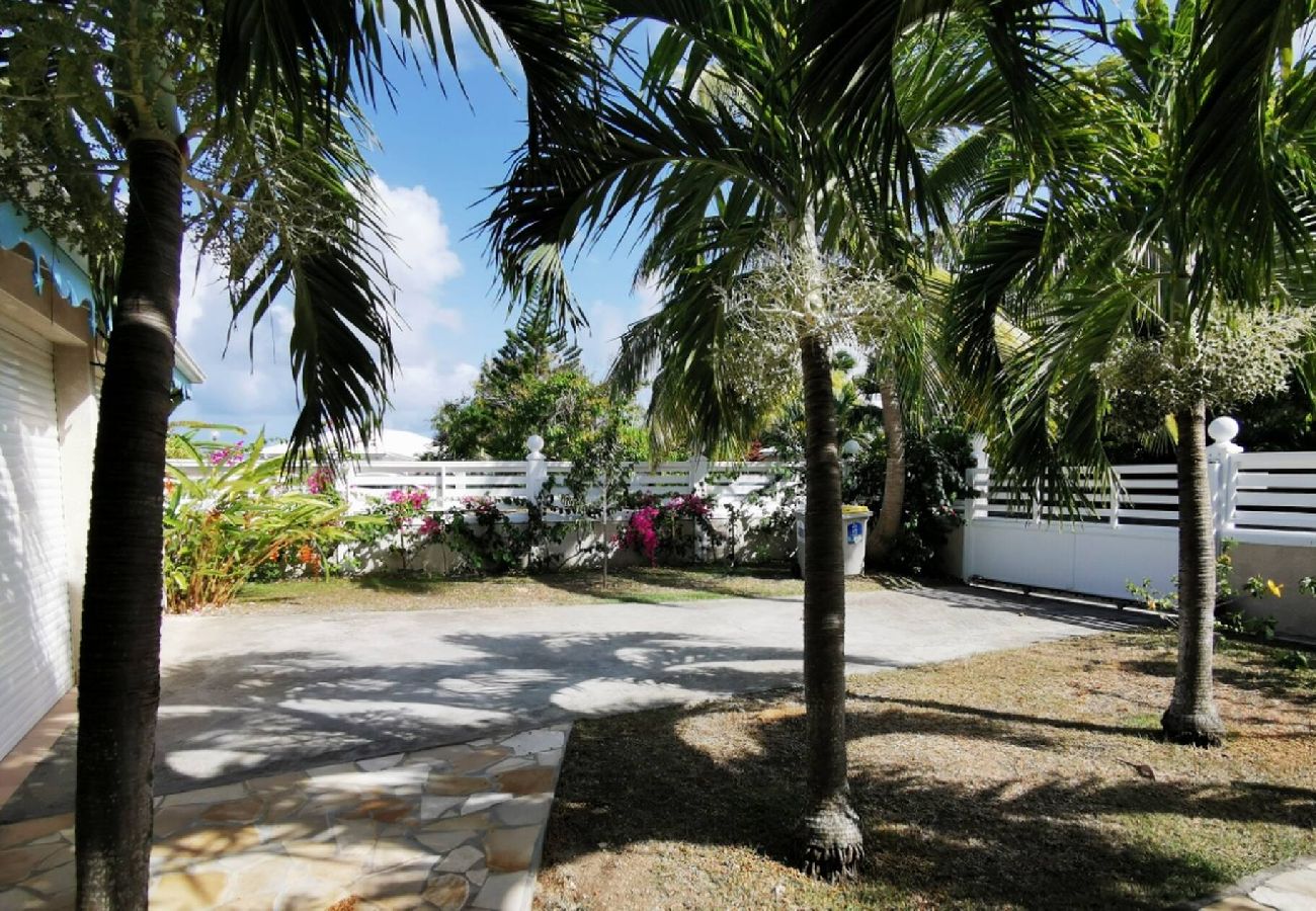 Villa in Saint-François - Villa G157 St François 4 ch piscine 8 pers