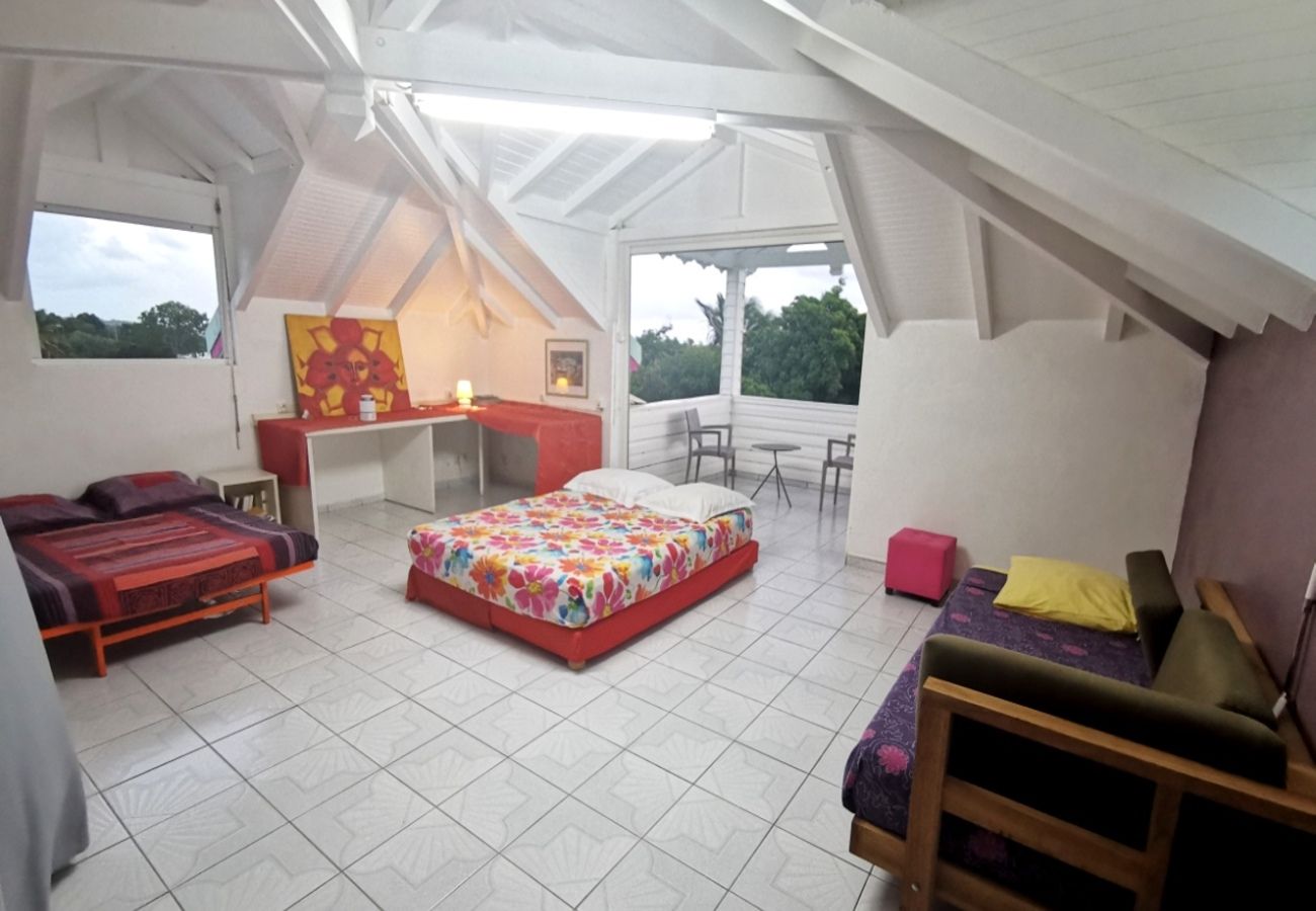 Villa in Saint-François - Villa à Saint François G109 4 ch piscine 11 pers