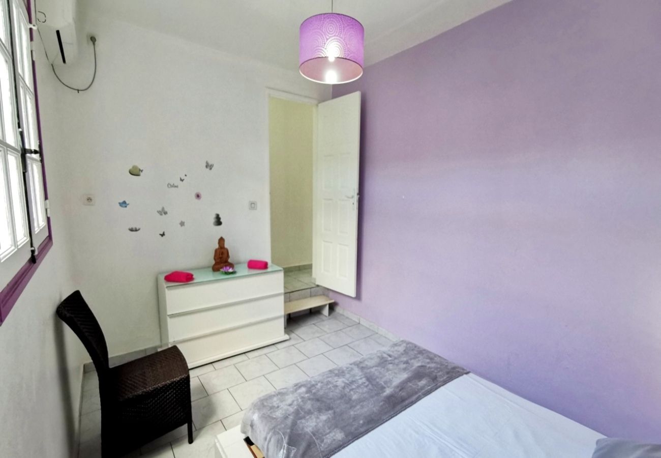 Villa in Saint-François - Villa à Saint François G109 4 ch piscine 11 pers