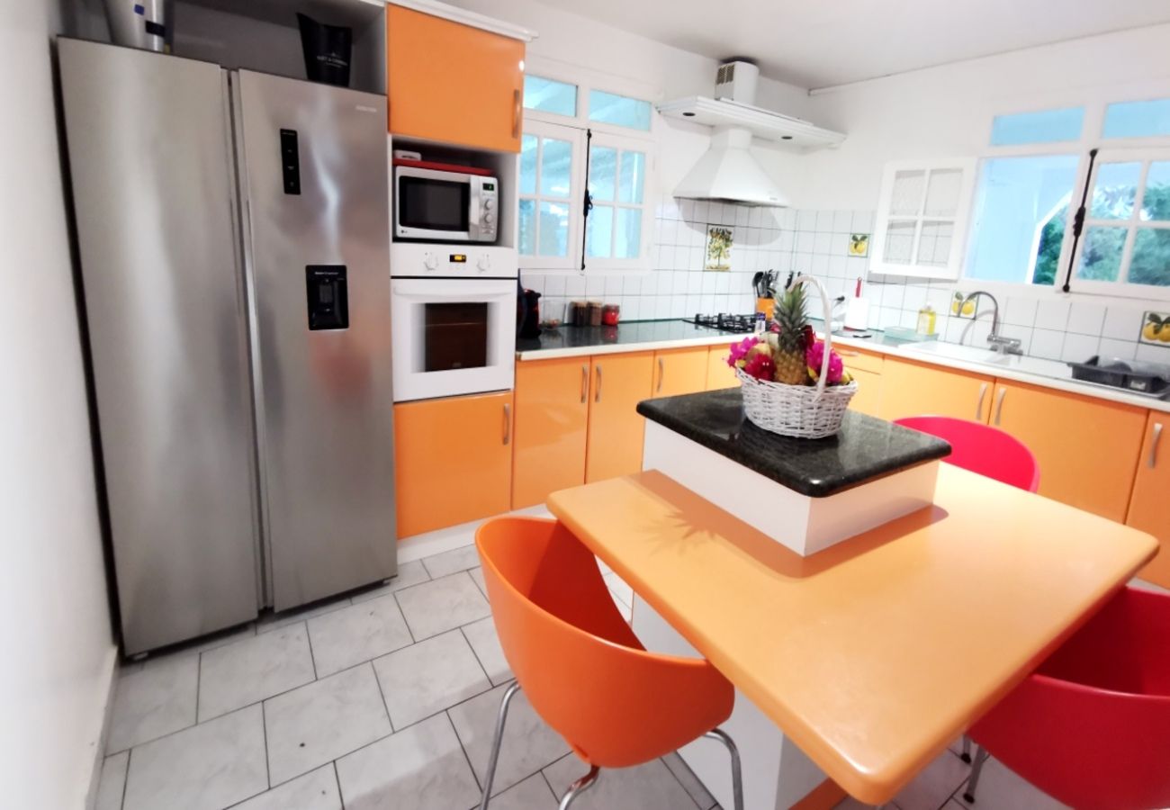 Villa in Saint-François - Villa à Saint François G109 4 ch piscine 11 pers