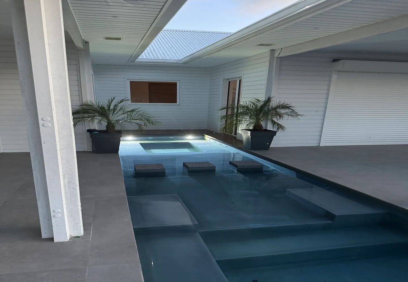 Villa in Sainte-Anne - Villa à Ste Anne en Guadeloupe - Ref : G167A