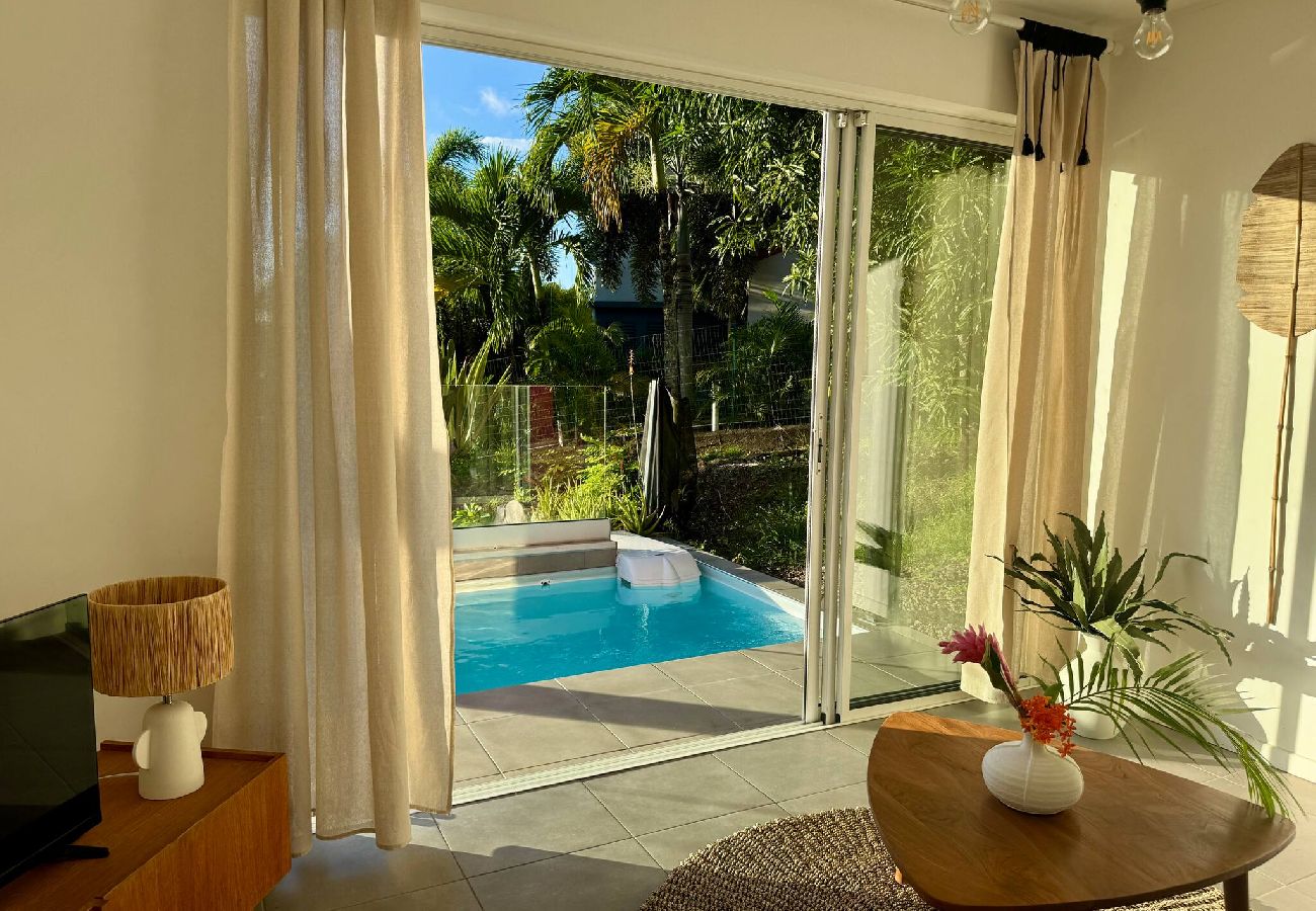 Apartment in Les Trois-Ilets - Apt PITAYA terrasse, vue mer, piscine privée, 2 ch