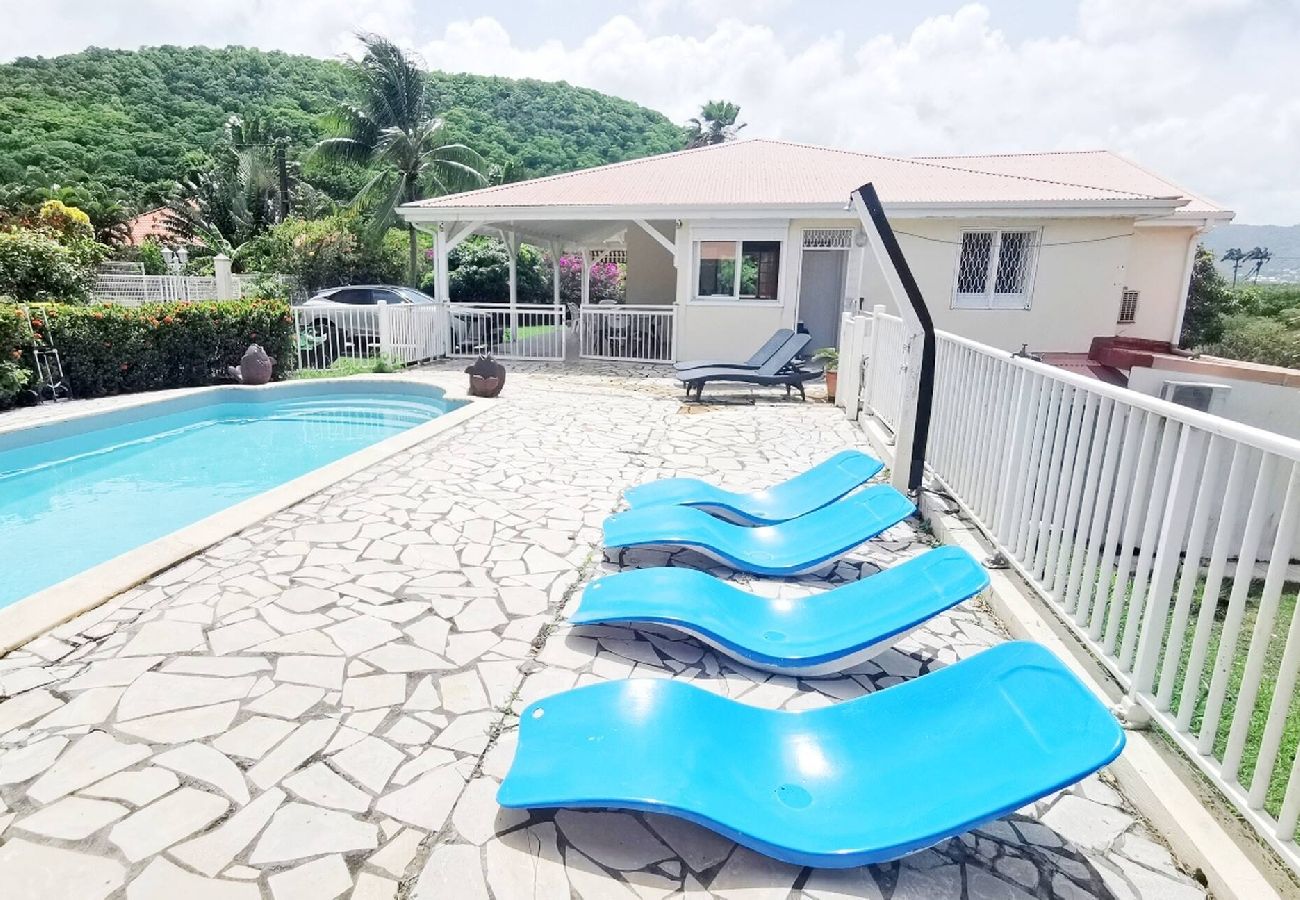 Villa in Sainte-Anne - Villa à Sainte Anne Ref M055a - 3 chambres piscine
