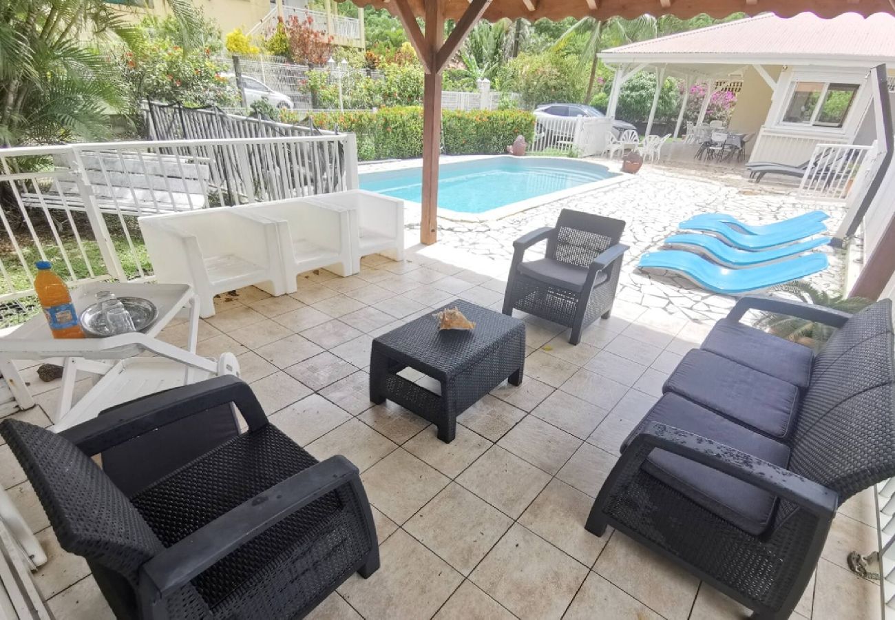 Villa in Sainte-Anne - Villa à Sainte Anne Ref M055a - 3 chambres piscine