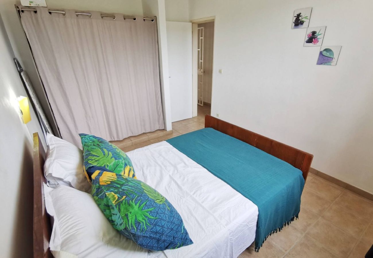 Villa in Sainte-Anne - Villa à Sainte Anne Ref M055a - 3 chambres piscine