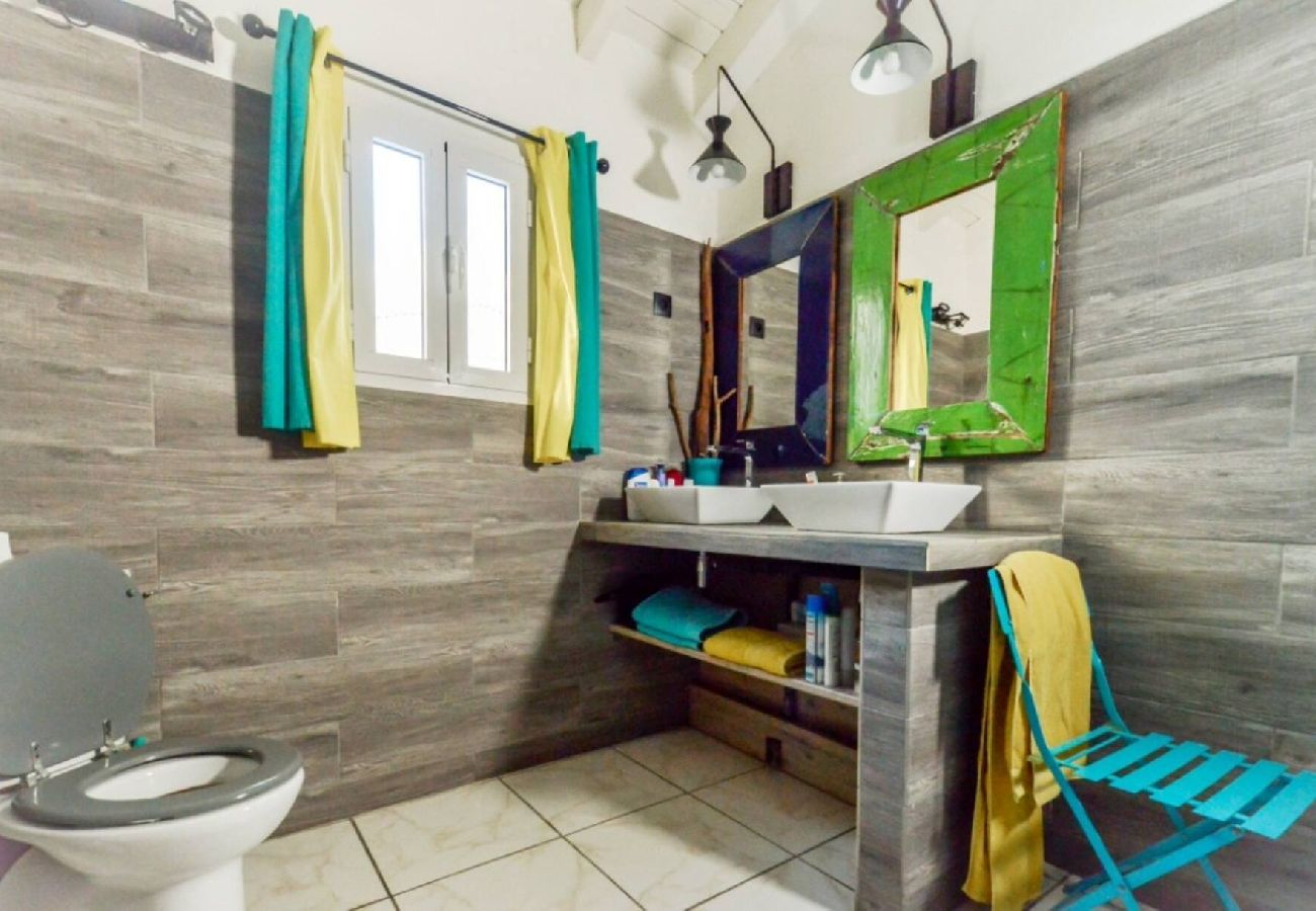 House in Saint-François - Villa St François 4 ch piscine 150m plage (g076b)