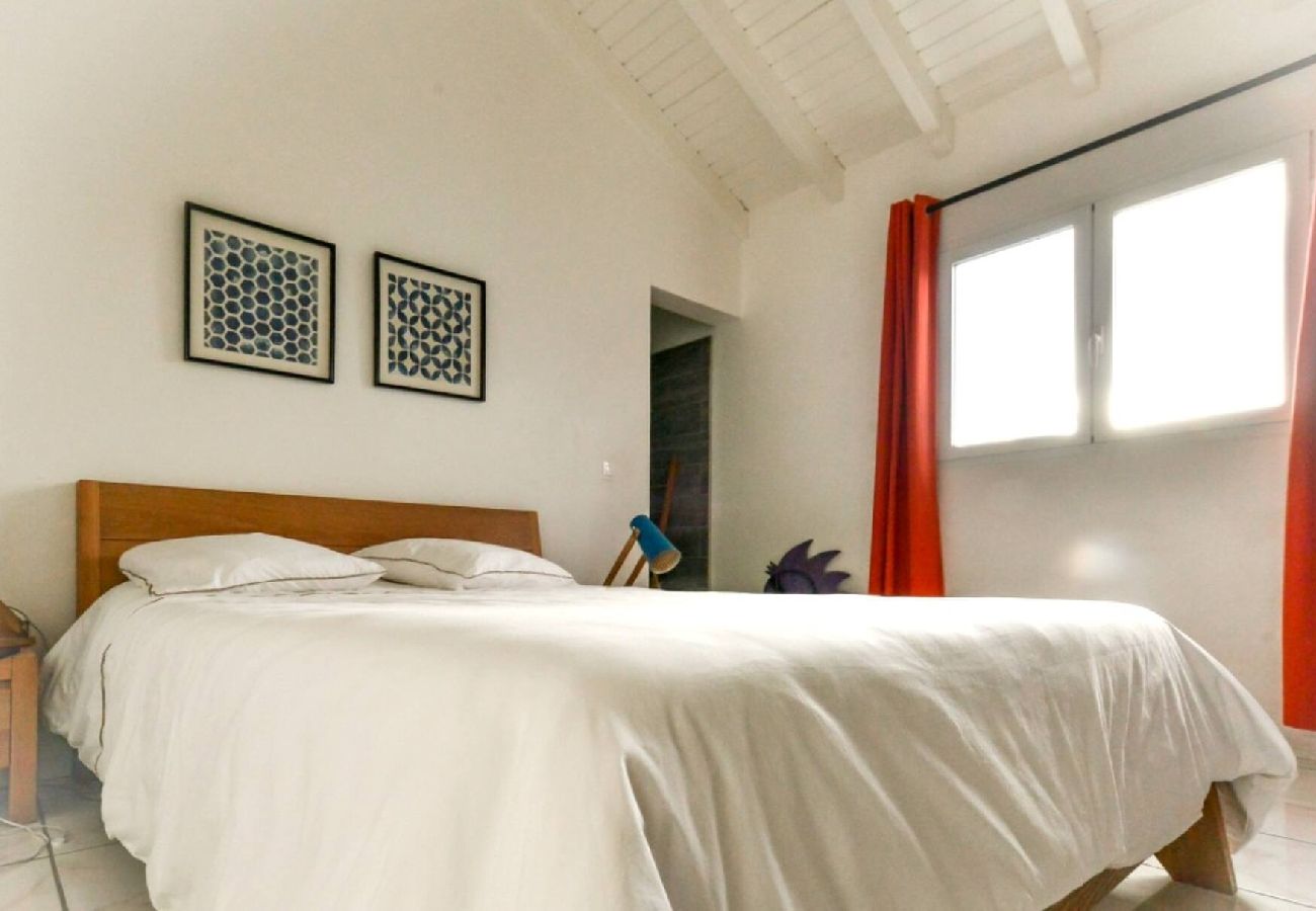 House in Saint-François - Villa St François 3 ch piscine 150m plage (g076a)