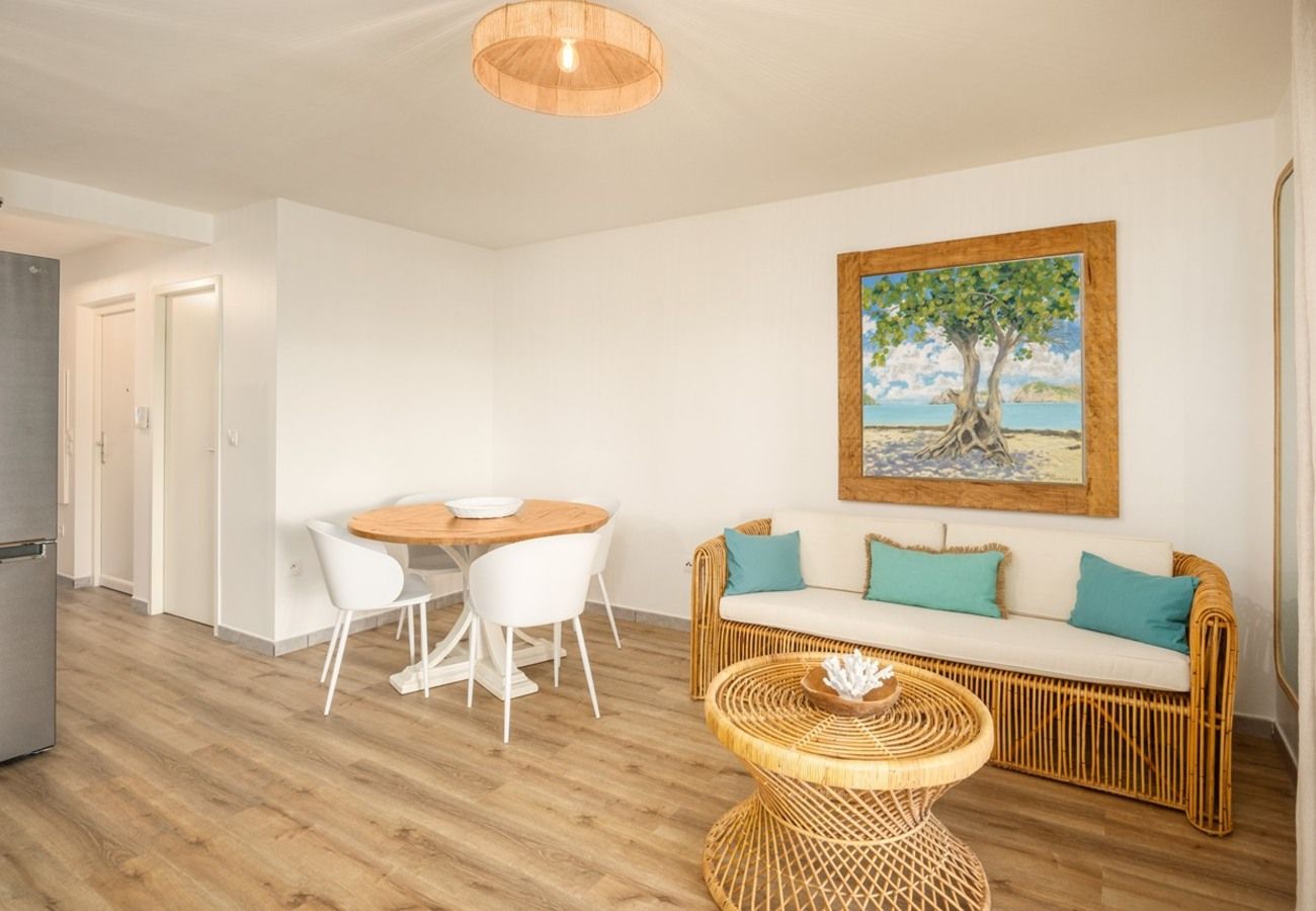 Apartment in Le Gosier - Appart T3 Duplex Gosier Guadeloupe - Ref : HG150