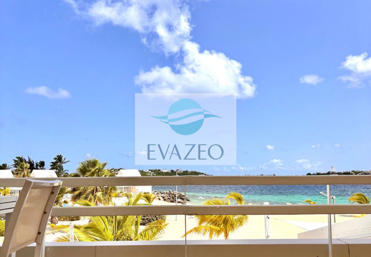 Apartment in Baie Nettlé - APT T2 Baie NETTLE REF STM004