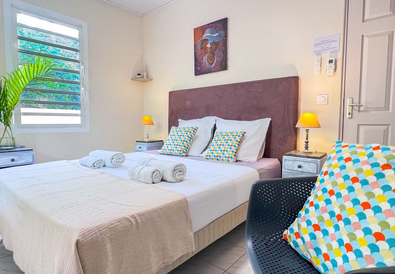 Villa in Sainte-Anne - VILLA 3CH STE ANNE REF M321