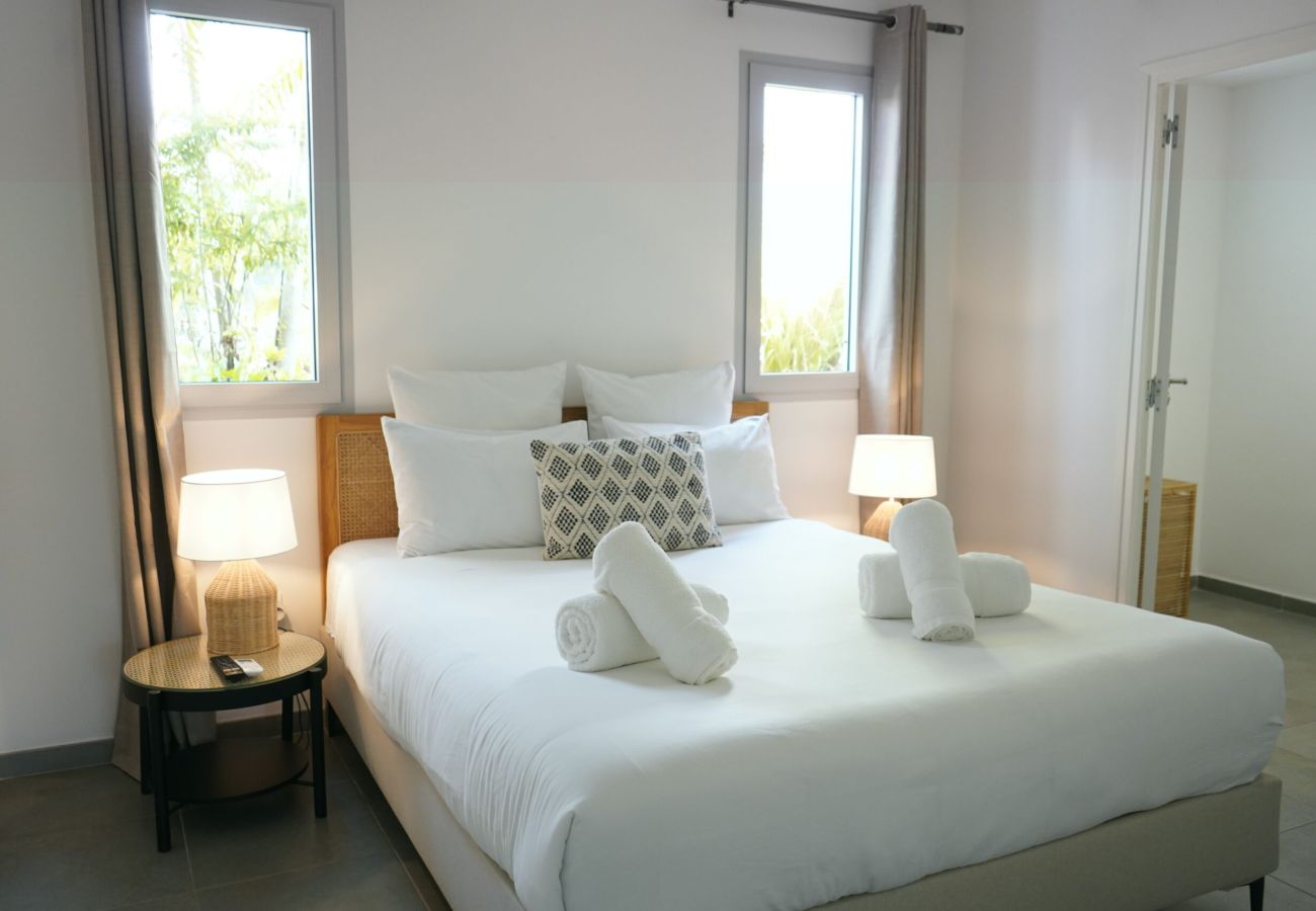 Apartment in Les Trois-Ilets - T2 supérieur Domaine de l'Anse Mitan - HM101