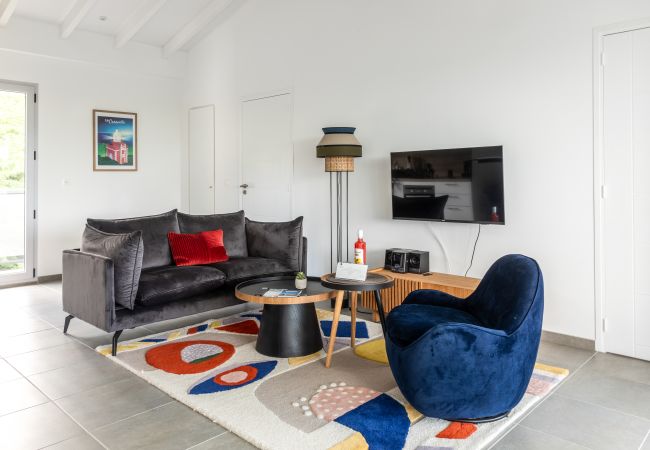 Apartment in Les Trois-Ilets - T2 grande terrasse Domaine de l'Anse Mitan - HM102