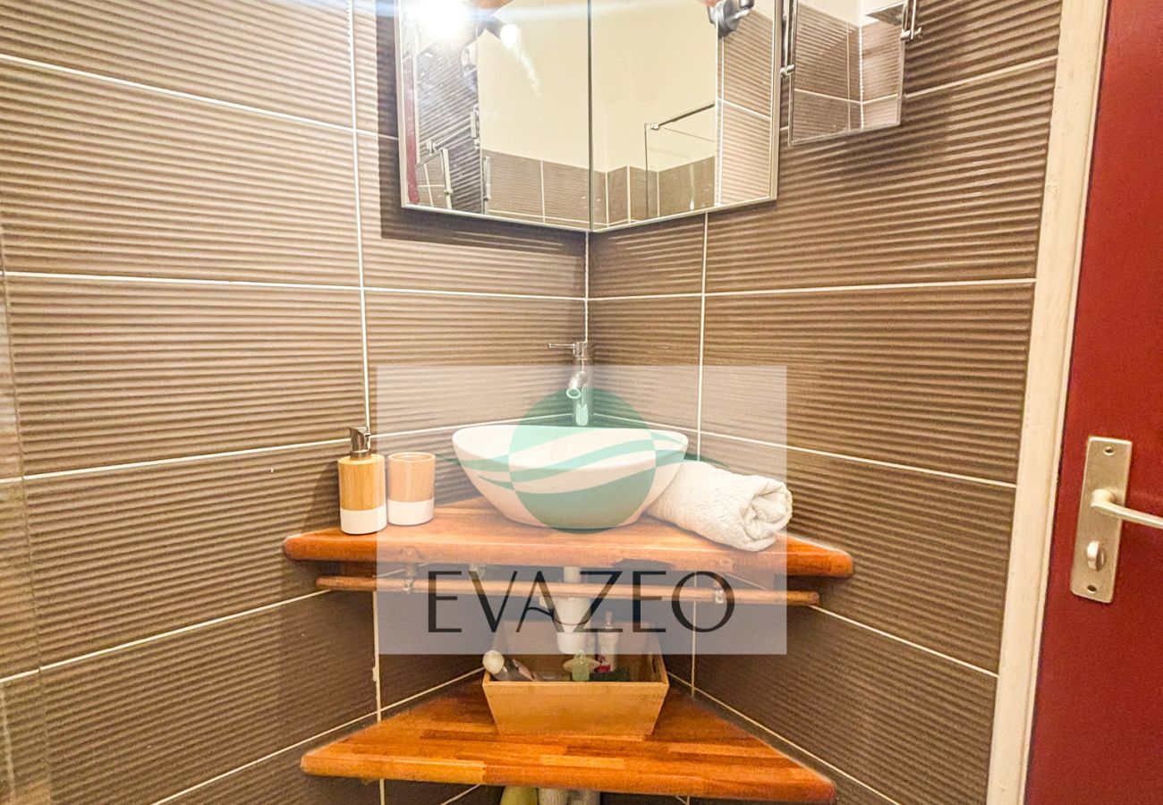 Studio in Les Trois-Ilets - Appartement Le Karacoli - Trois Ilets - HM109